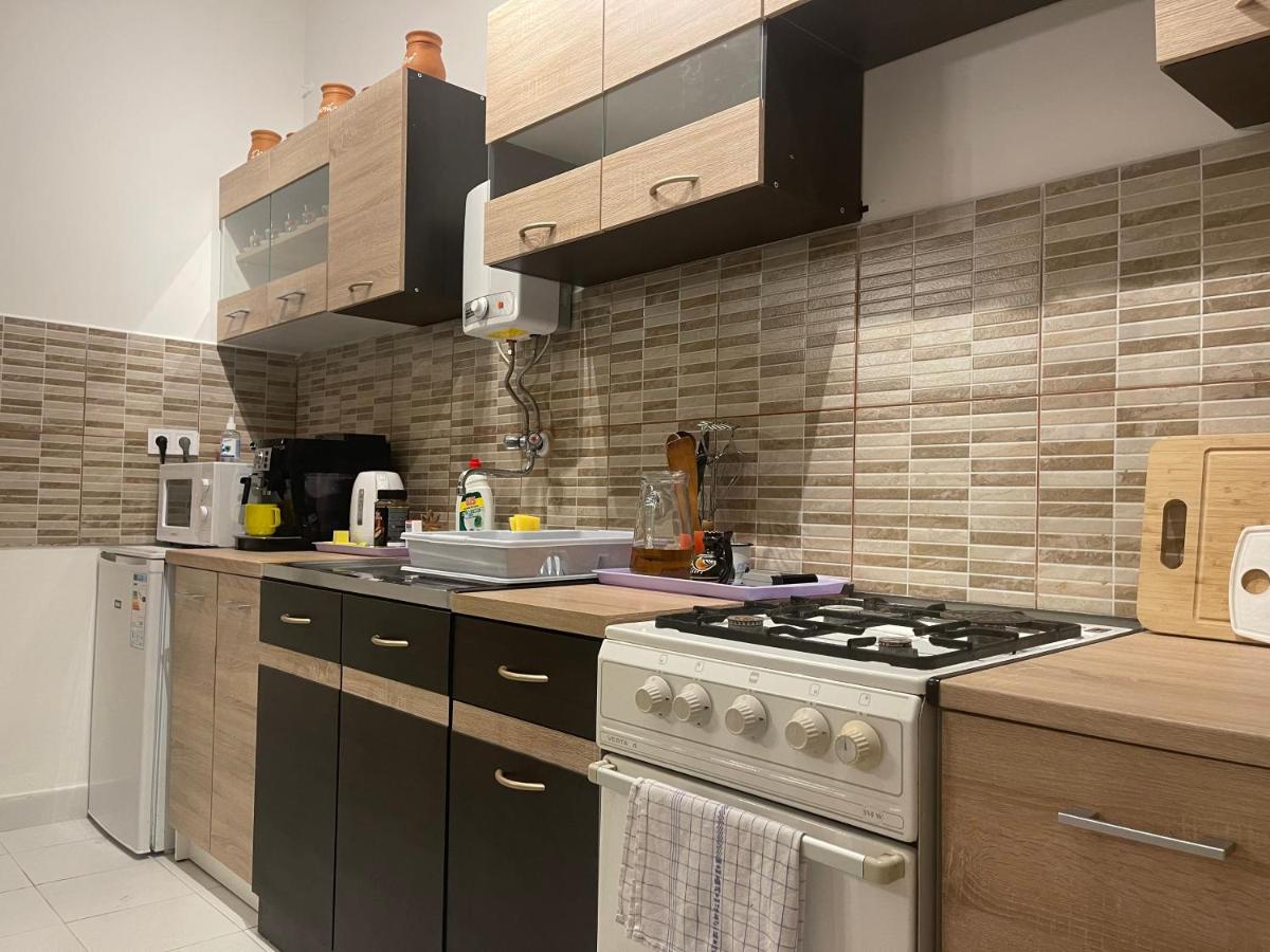 Valentina Apartman Balatonmariafurdo Exterior photo